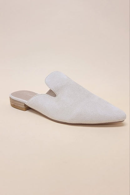 POINTED TOE SLIP ON MULE FLATS